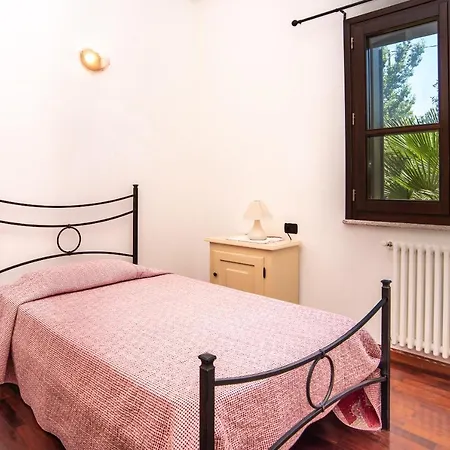 Villa Frau A 2km Dal Mare